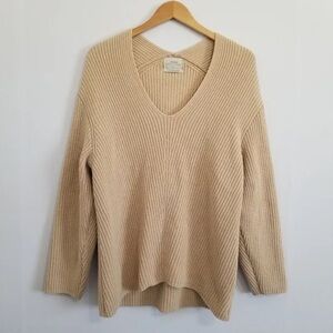 Urban Outfitters Cozy V-Neck Beige Sweater